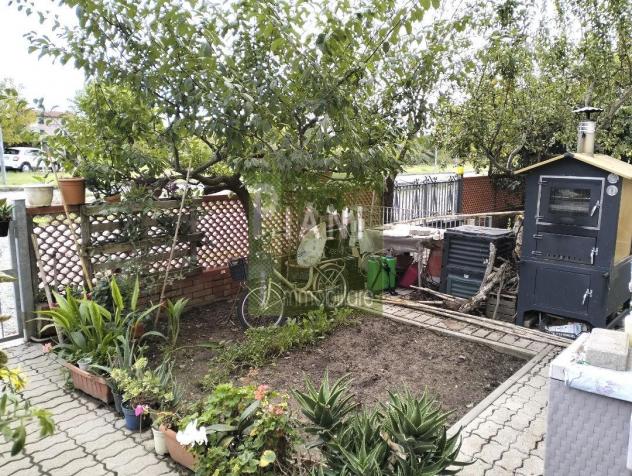 appartamento in vendita a Collesalvetti in zona Vicarello