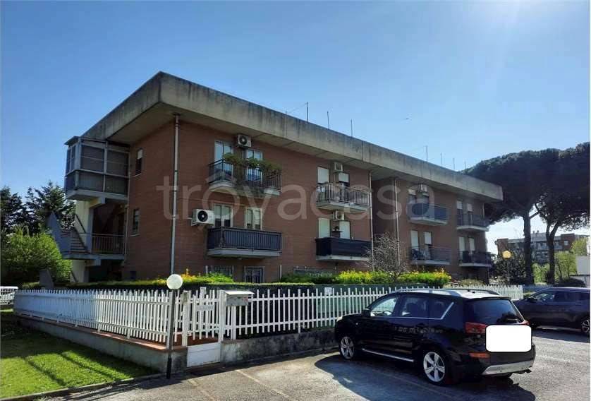 appartamento in vendita a Collesalvetti in zona Stagno