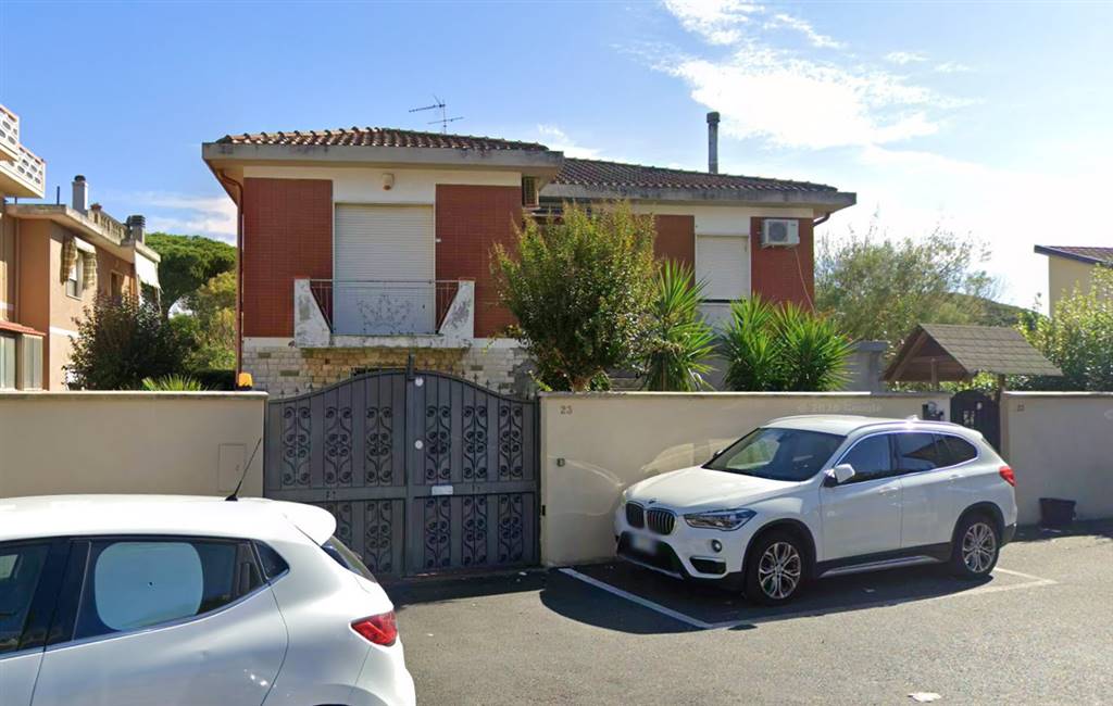 appartamento in vendita a Collesalvetti in zona Stagno