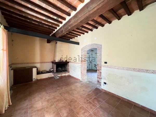 appartamento in vendita a Collesalvetti
