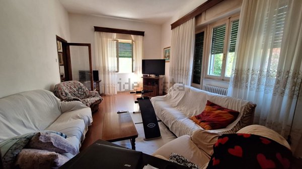 casa indipendente in vendita a Collesalvetti