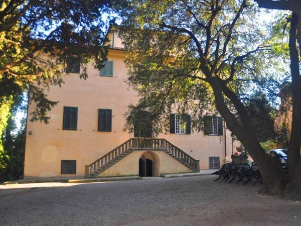 villa in vendita a Collesalvetti