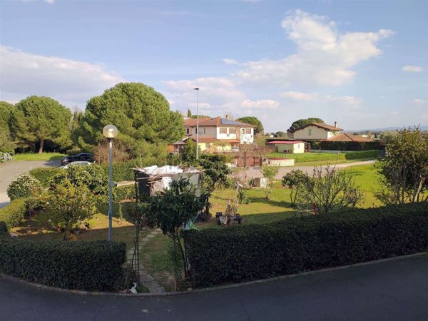 appartamento in vendita a Collesalvetti in zona Vicarello