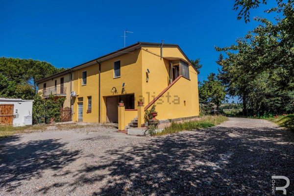 casa indipendente in vendita a Collesalvetti