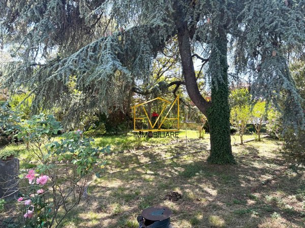 casa indipendente in vendita a Collesalvetti