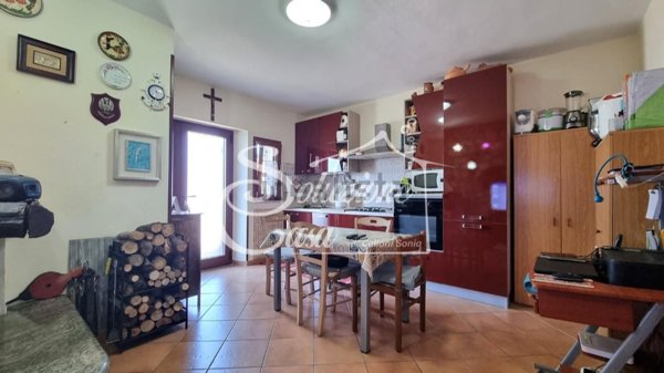 appartamento in vendita a Collesalvetti in zona Parrana San Giusto
