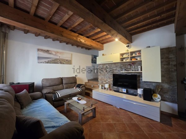 appartamento in vendita a Collesalvetti in zona Castell'Anselmo