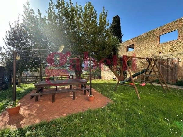 appartamento in vendita a Collesalvetti in zona Stagno