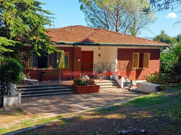 casa indipendente in vendita a Collesalvetti in zona Castell'Anselmo