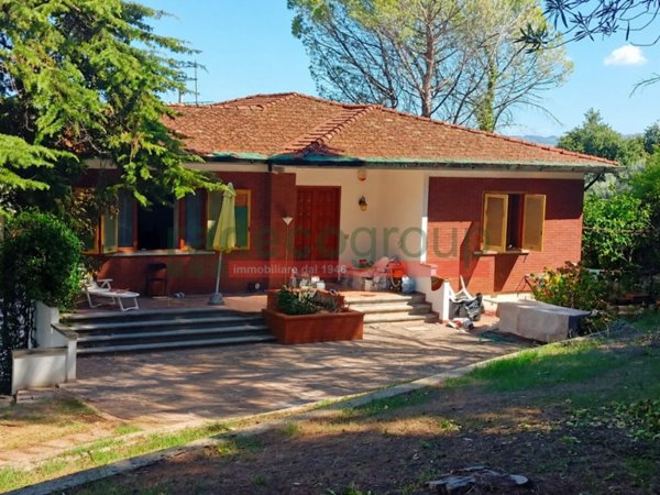 casa indipendente in vendita a Collesalvetti in zona Castell'Anselmo