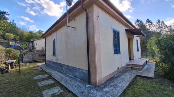 casa indipendente in vendita a Collesalvetti in zona Parrana San Giusto