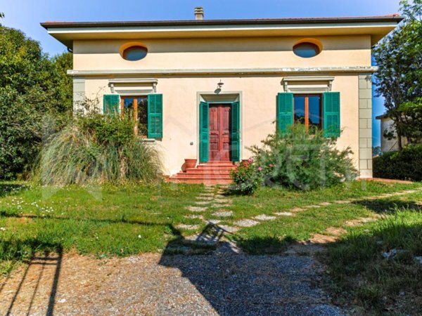 casa indipendente in vendita a Collesalvetti in zona Parrana San Martino
