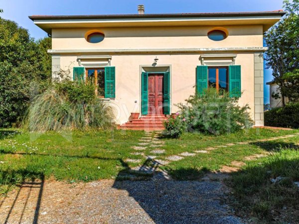 casa indipendente in vendita a Collesalvetti in zona Parrana San Martino