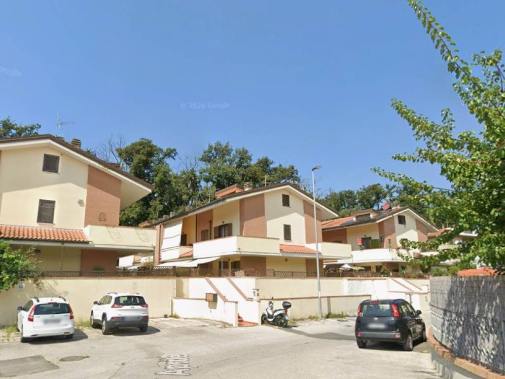appartamento in vendita a Collesalvetti in zona Stagno
