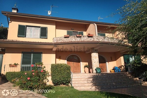 casa indipendente in vendita a Collesalvetti in zona Castell'Anselmo