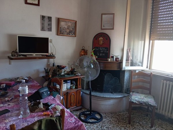 casa indipendente in vendita a Collesalvetti in zona Vicarello