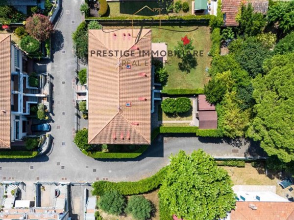casa indipendente in vendita a Collesalvetti