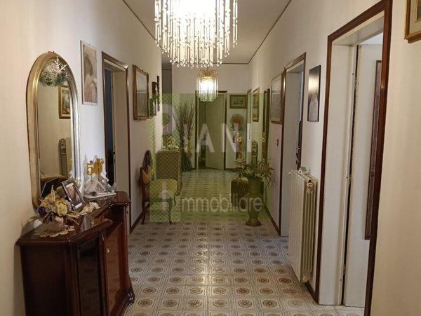 appartamento in vendita a Collesalvetti in zona Vicarello