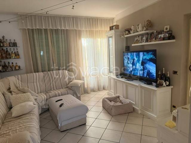 appartamento in vendita a Collesalvetti in zona Stagno