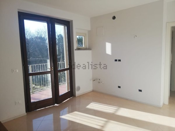 appartamento in vendita a Collesalvetti in zona Vicarello