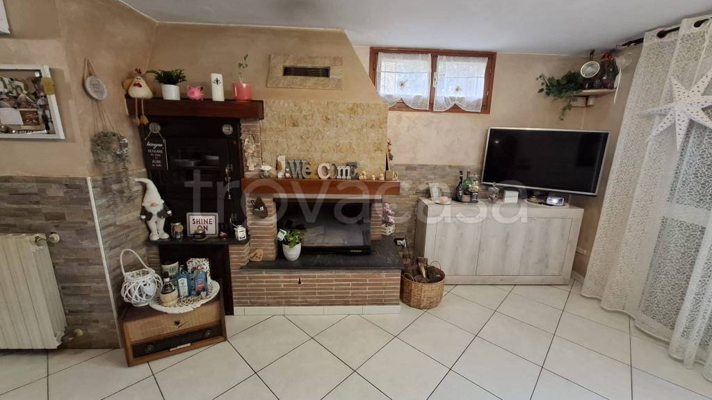appartamento in vendita a Collesalvetti