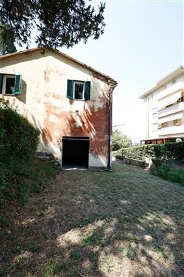 casa indipendente in vendita a Collesalvetti