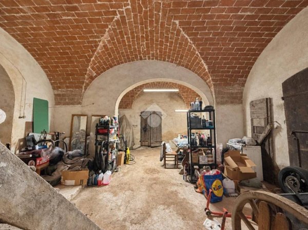 casa indipendente in vendita a Collesalvetti in zona Vicarello