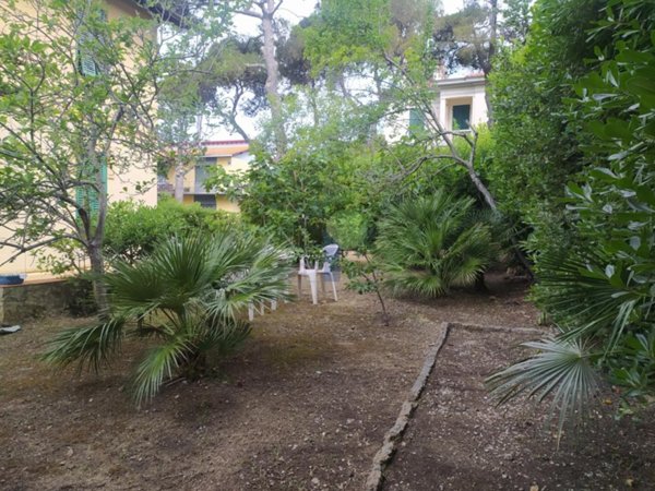 casa indipendente in vendita a Livorno in zona Quercianella