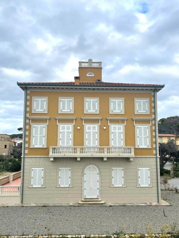 appartamento in vendita a Livorno in zona Antignano