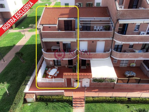 casa indipendente in vendita a Livorno in zona Stillo