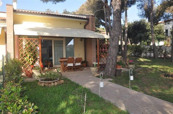 appartamento in vendita a Livorno in zona Quercianella