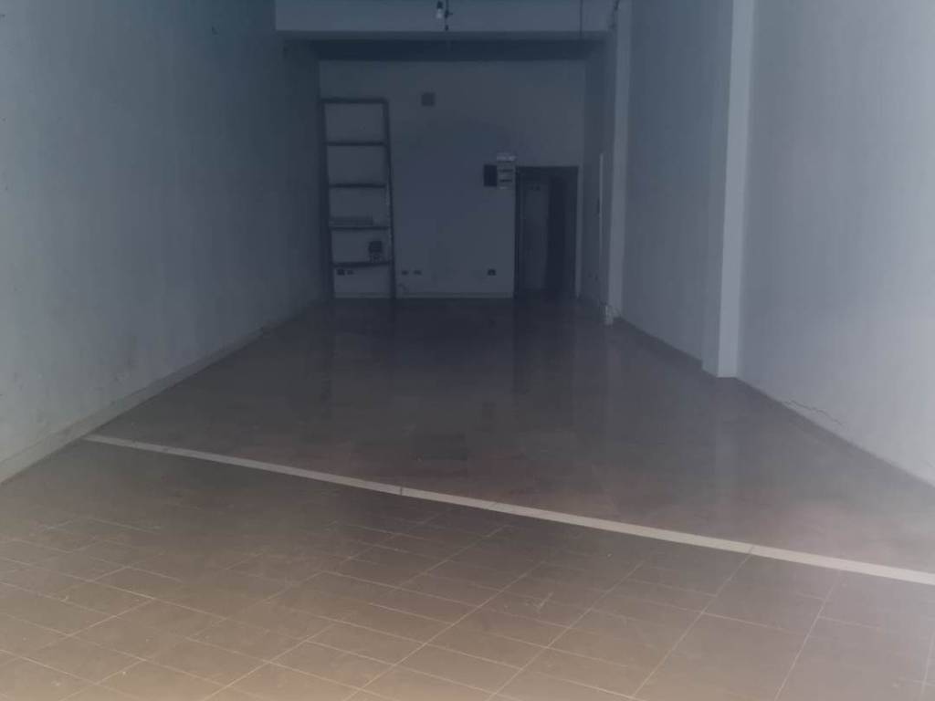 negozio in vendita a Livorno