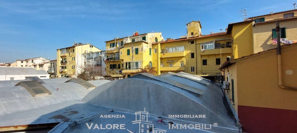 appartamento in vendita a Livorno in zona Stazione
