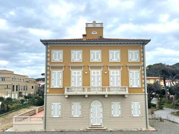 casa indipendente in vendita a Livorno in zona Antignano