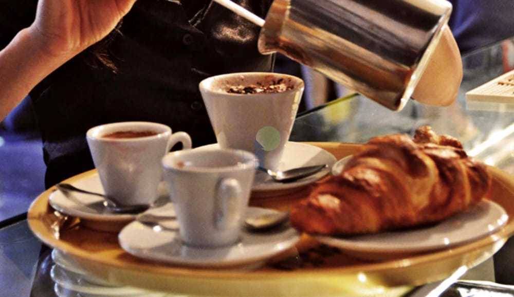 negozio in vendita a Livorno in zona Centro Città