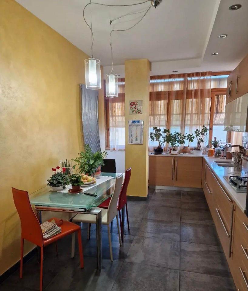 appartamento in vendita a Livorno in zona Stillo