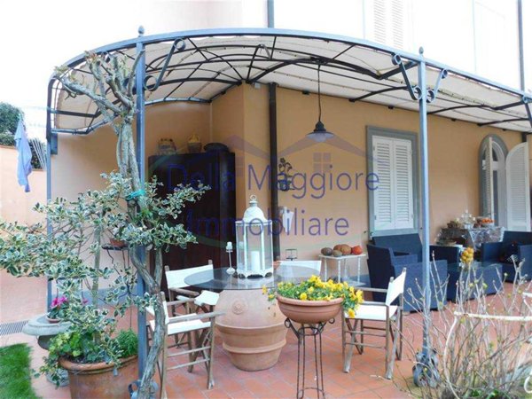appartamento in vendita a Livorno in zona Montenero