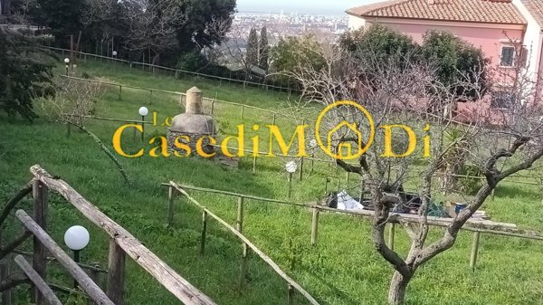 terreno agricolo in vendita a Livorno in zona Montenero