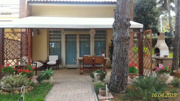 casa indipendente in vendita a Livorno in zona Quercianella