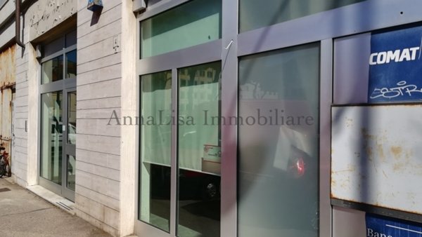 negozio in vendita a Livorno
