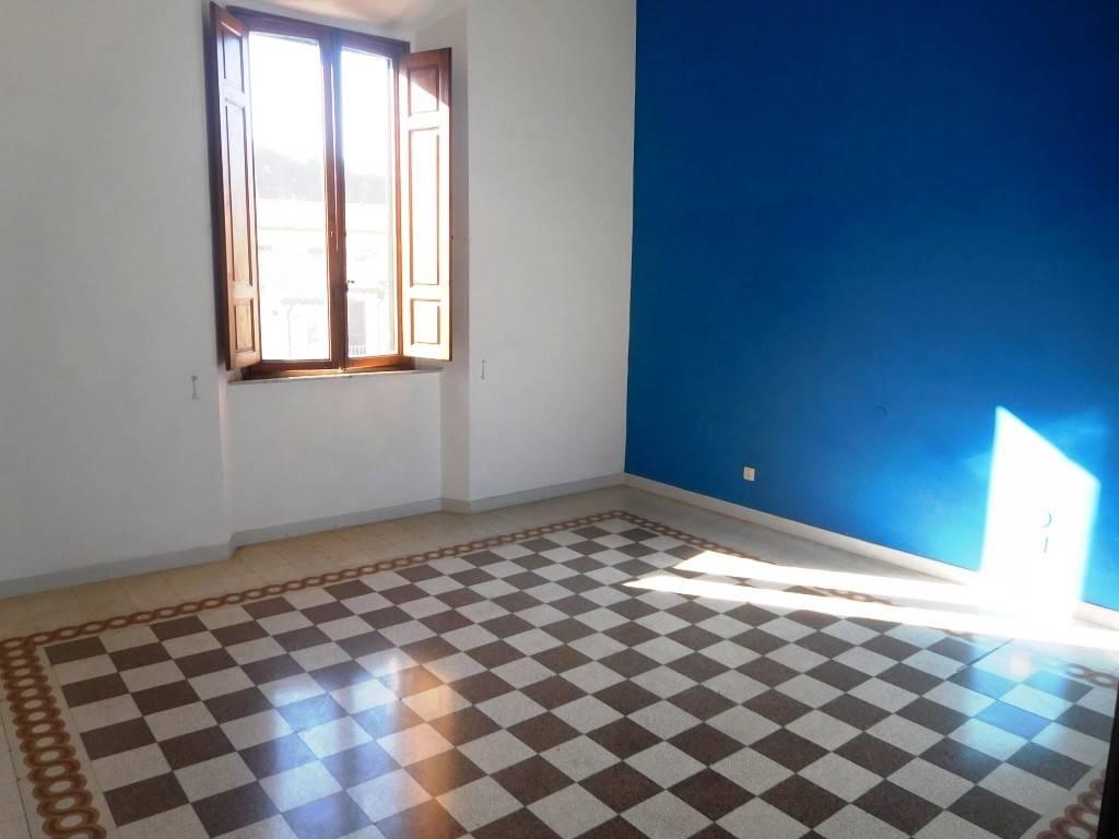 appartamento in vendita a Livorno in zona Stazione
