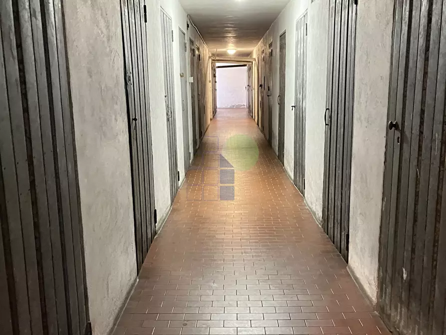 locale di sgombero in vendita a Livorno