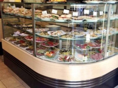 negozio in vendita a Livorno in zona Centro Città