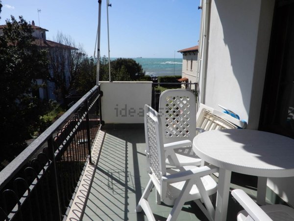 appartamento in vendita a Livorno in zona Antignano