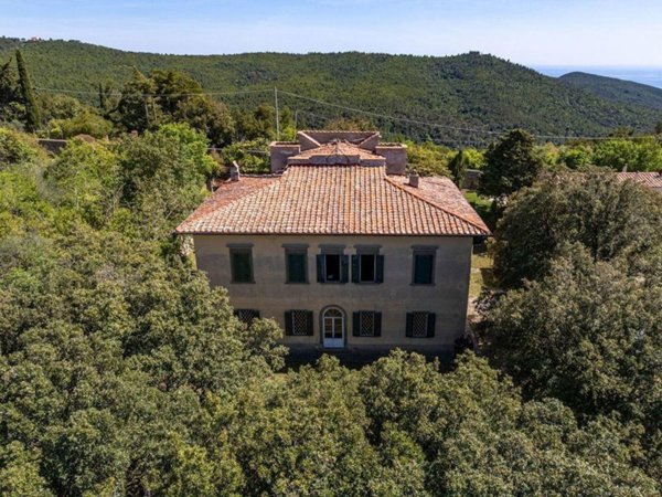 casa indipendente in vendita a Livorno in zona Evangelisti