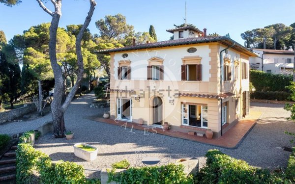 casa indipendente in vendita a Livorno in zona Centro Città