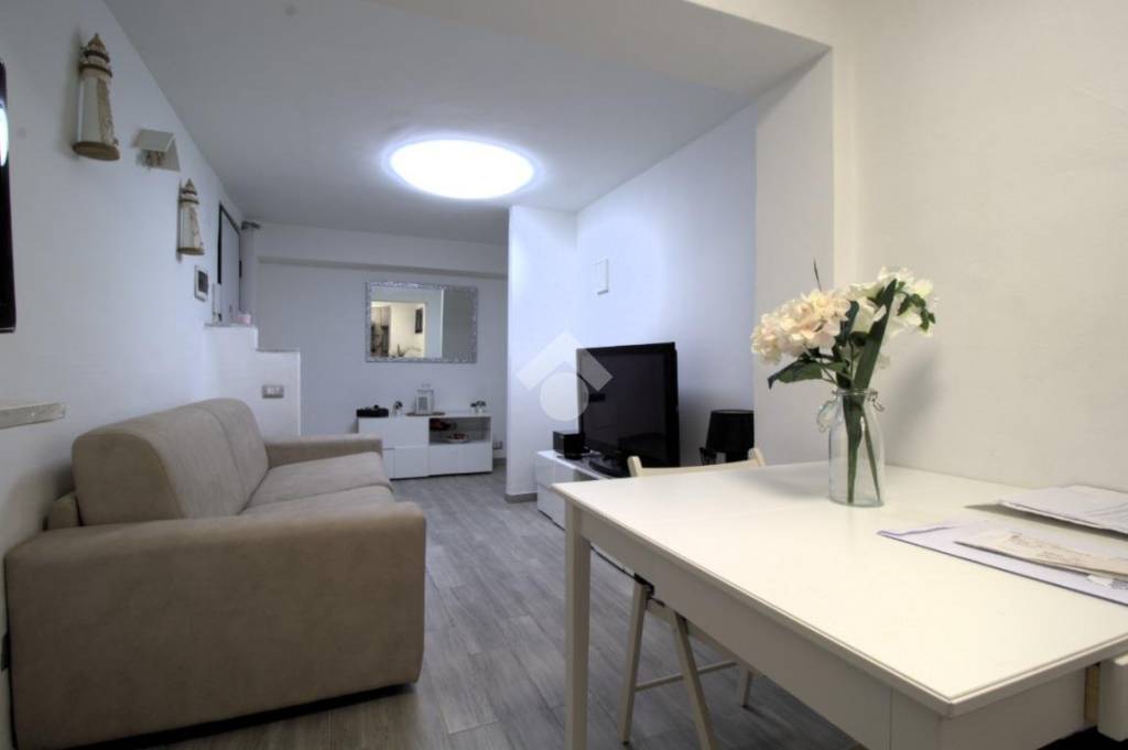 appartamento in vendita a Livorno in zona Ardenza