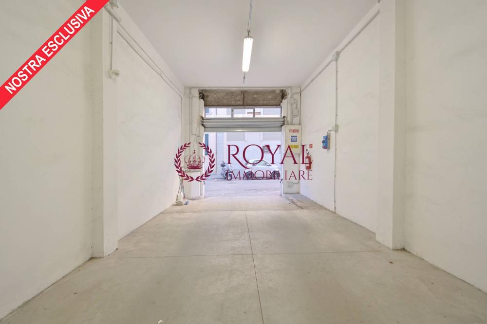 ufficio in vendita a Livorno in zona Centro Città