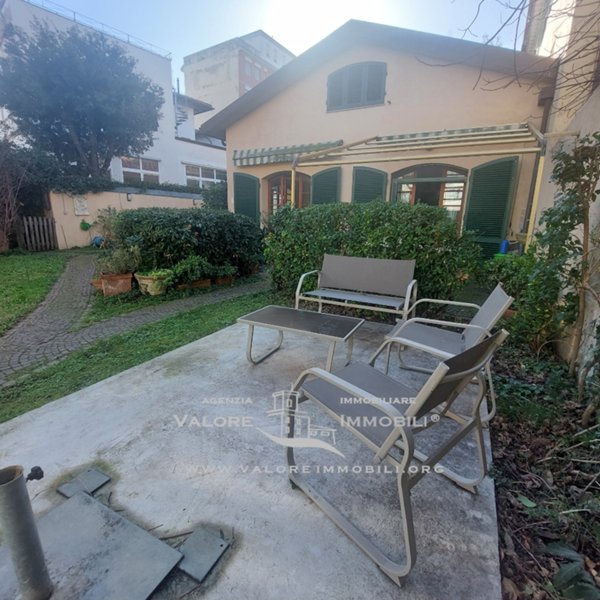 casa indipendente in vendita a Livorno