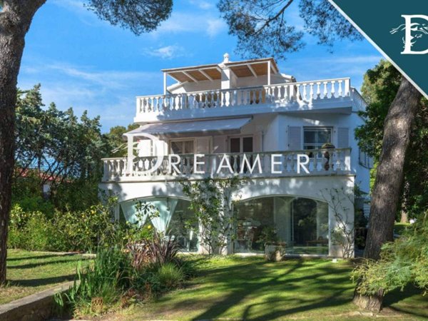 casa indipendente in vendita a Livorno in zona Montenero